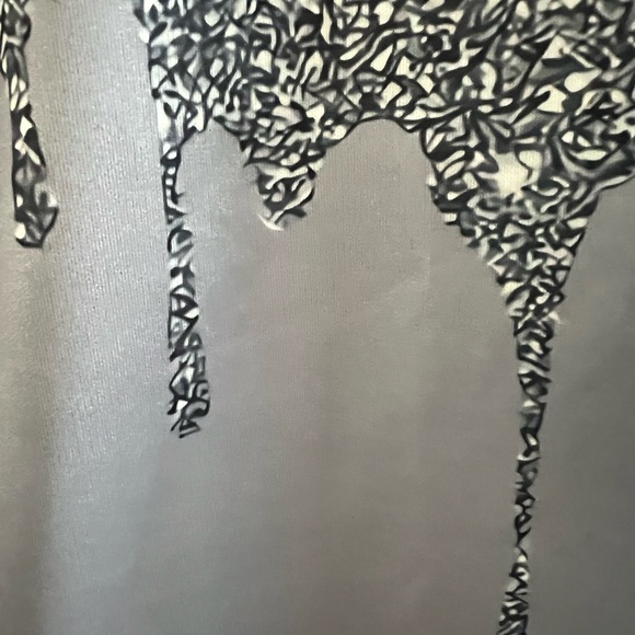 Gray Top - Picture 2 of 4